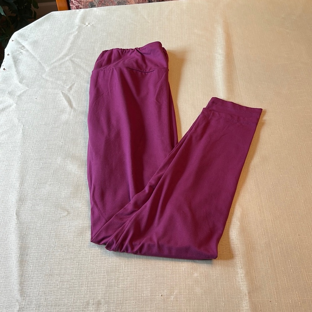 Lularoe purple leggings